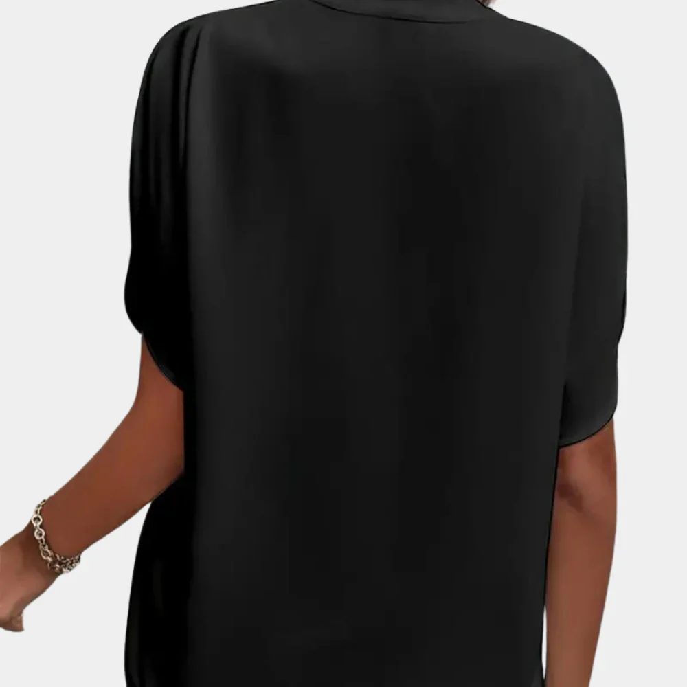 Blouse met V-hals en Korte Mouwen – Minimalistische Elegantie voor Elke Dag