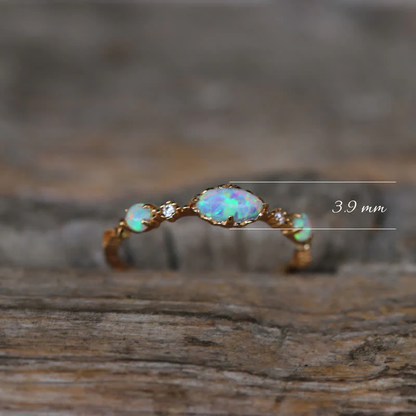 Dames Ring – Fijne Ring met Opaalsteentjes