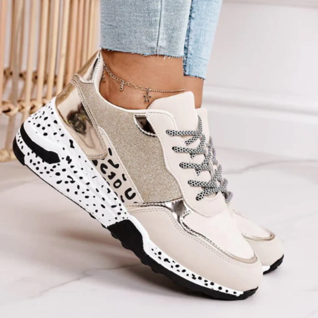 Dames sneakers met speckle-zool – Mode-sneakers met glanzend detail en dikke zool