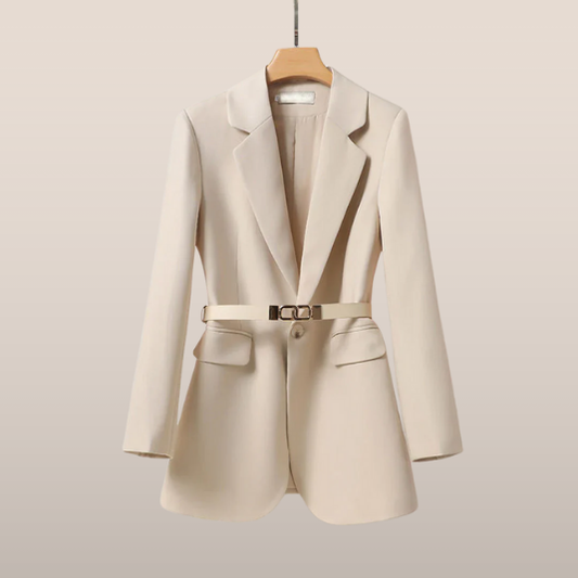 Damesblazer met ceintuur – Getailleerd model met reverskraag