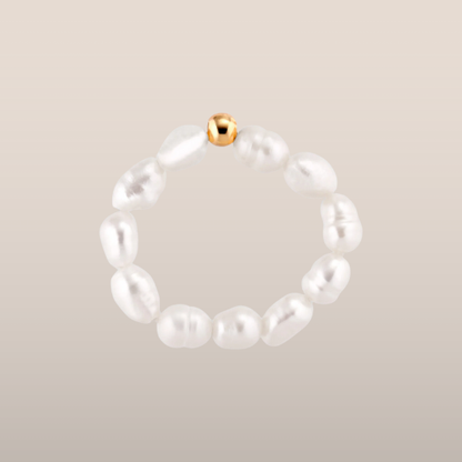 Dames ring – Elastische ring met onregelmatige parels en metalen detail