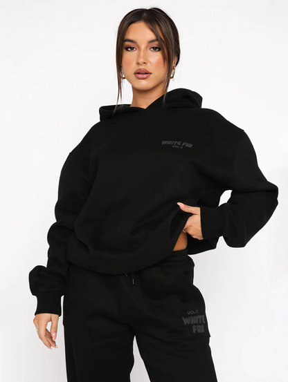 Lynn – Oversized Hoodie met Geborduurd Detail