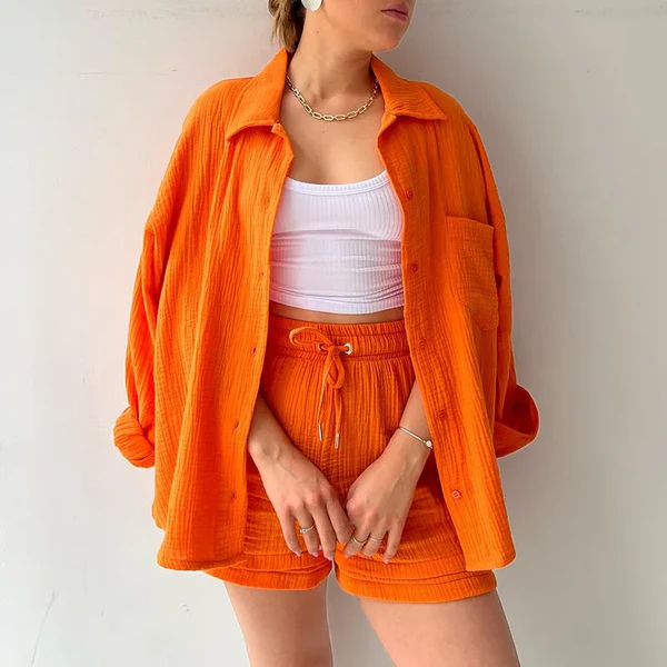 Nina – Luchtig Setje met Knoopshirt en Short