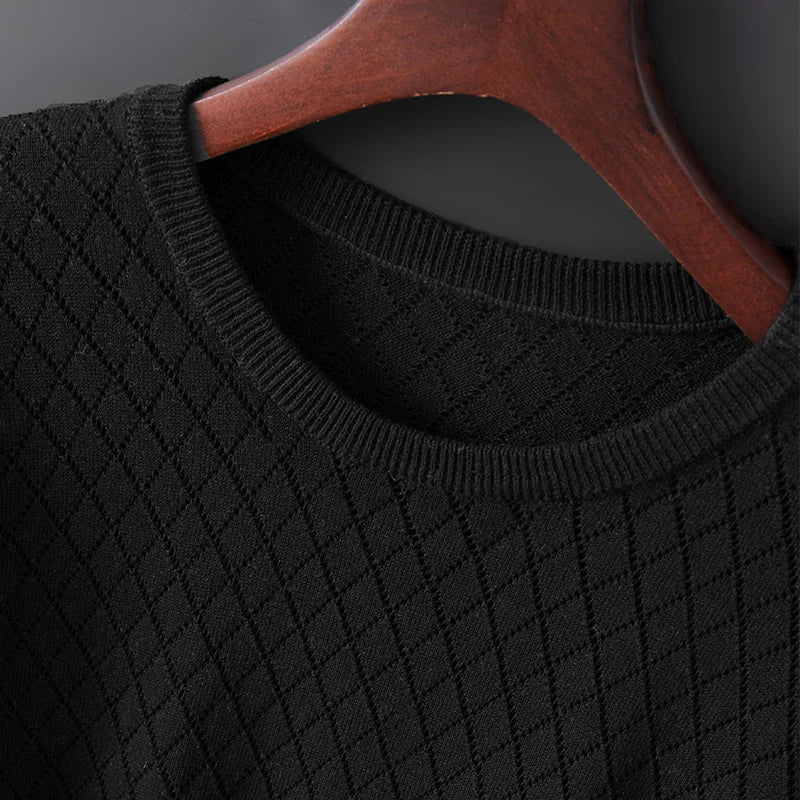 Vic – Fijngebreide T-Shirt met Diamantpatroon